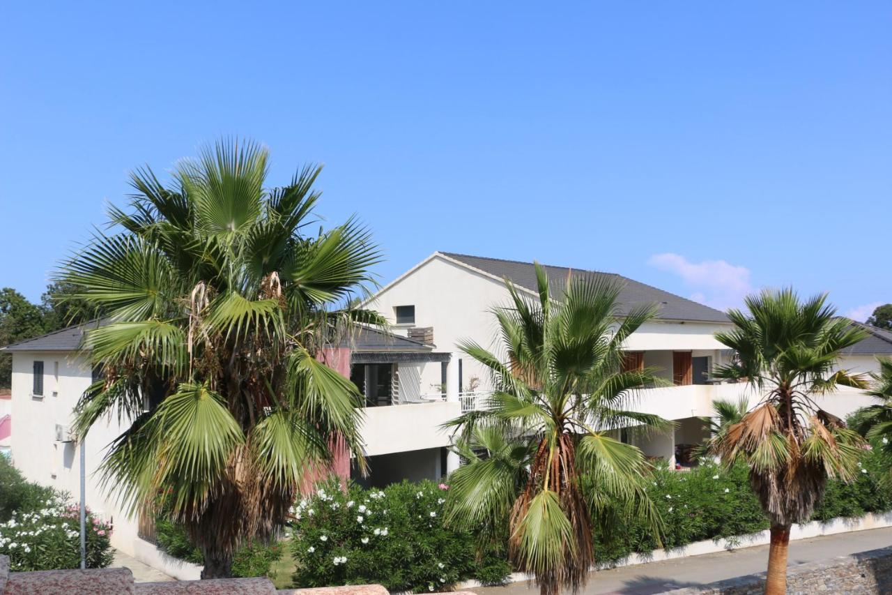 Residence Marea Resort Санта-Лучія-ді-Моріані Екстер'єр фото